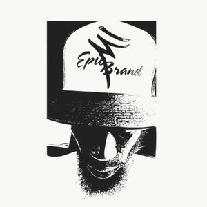 Meet your Posher, Bruce